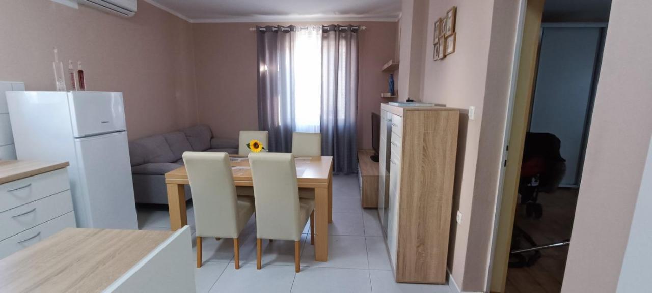 Smokva Appartement Zadar Buitenkant foto